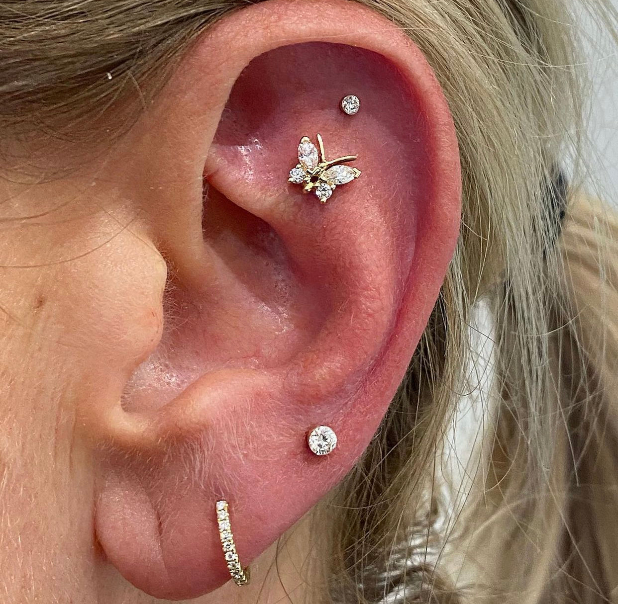Invisible Set Diamond Threaded Stud /YG