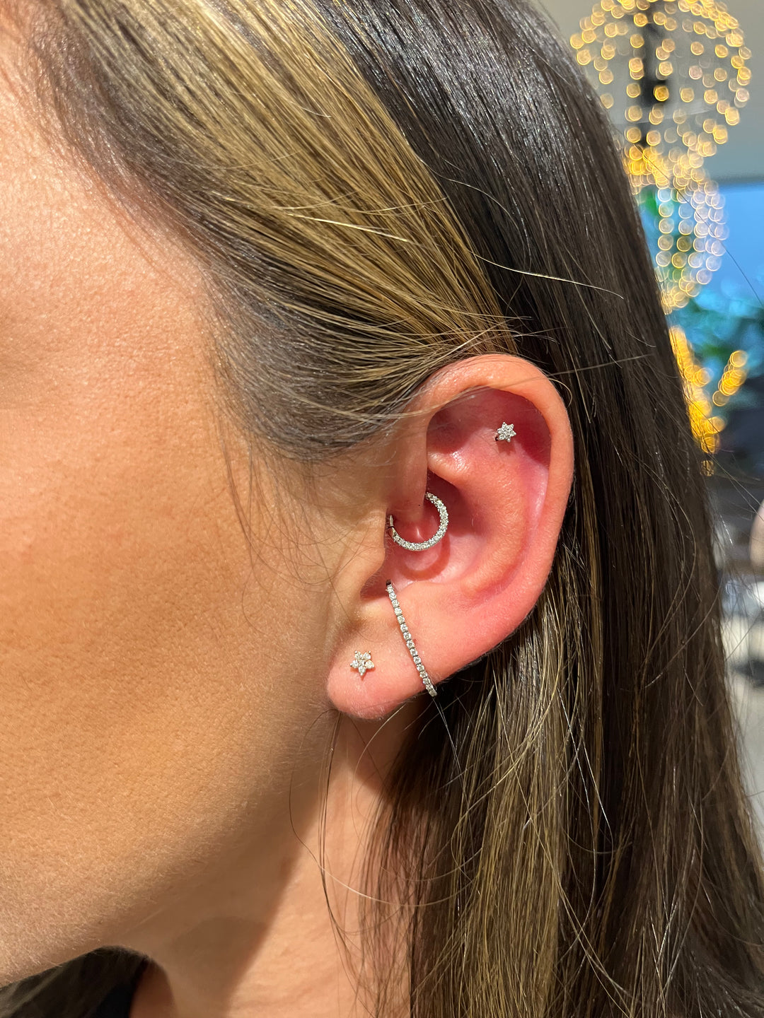 3mm Diamond Flower Threaded Stud /WG
