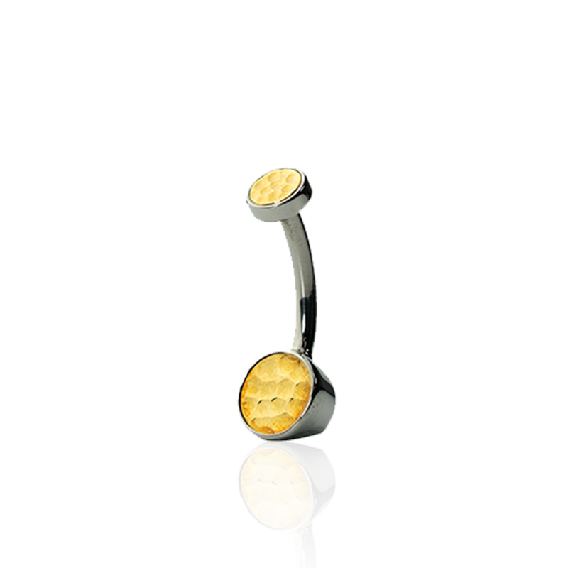 Bezel-set Navel Curve Bezel-set